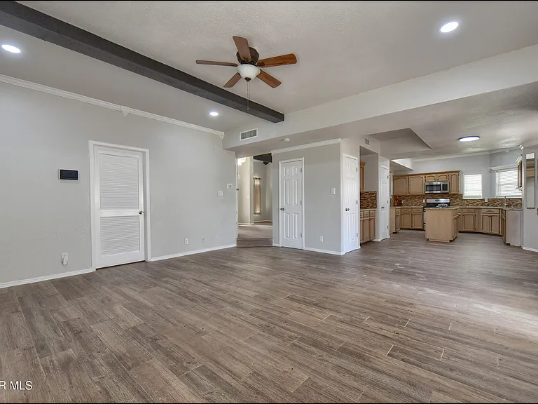 1909 Polly Harris Dr — Photo 6