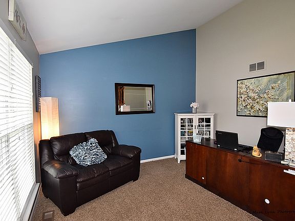 4th image of 91 Pine Hill Dr