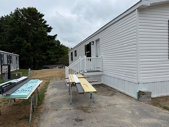 3rd image of 1048 Sabattus St Lot 29