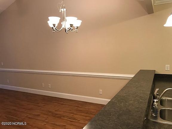 4th image of 2105A Dovedale Dr