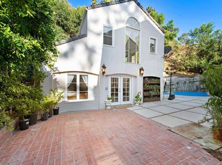 1174 Coldwater Canyon Dr, Beverly Hills, CA 90210