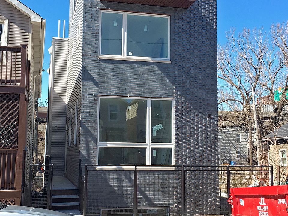 1st image of 1616 S Des Plaines