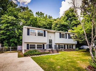 4702 Fairlake Ln, Glen Allen, VA 23060