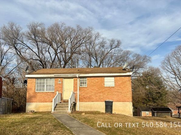 2828 Idlewild Blvd NE