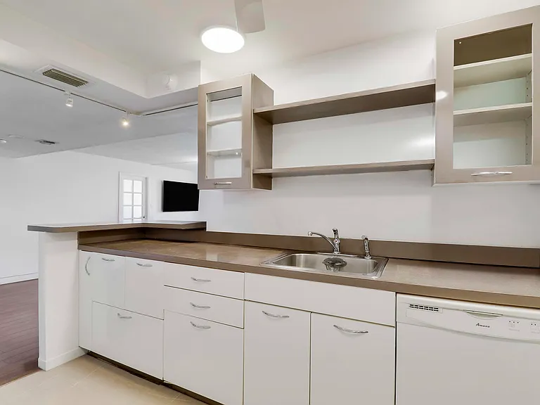 5600 N Flagler Dr #1001 — Photo 16