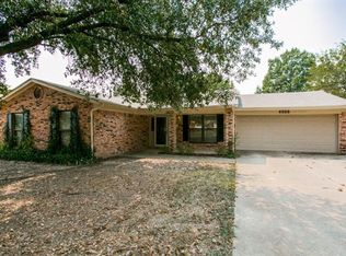6509 Riddle Dr, North Richland Hills, TX 76182