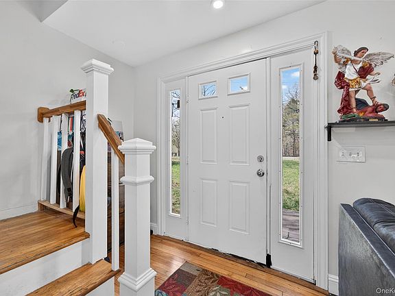 5th image of 443 Rye Hill Road