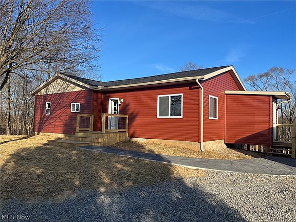 2nd image of 2845 Dietz Ln
