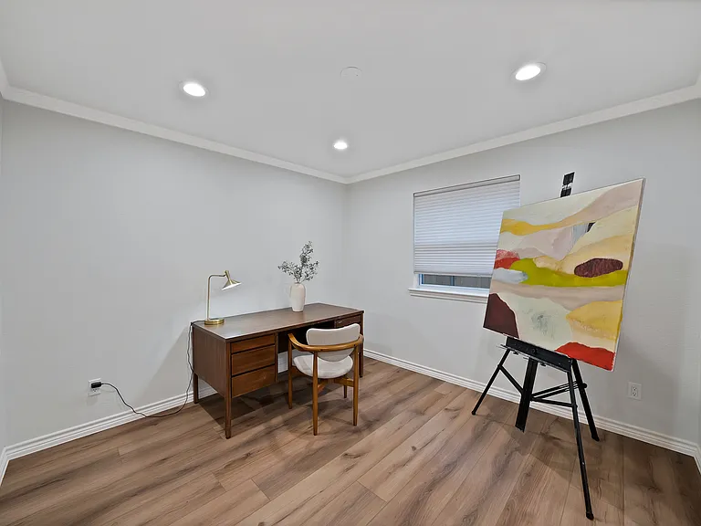 1427 Stagecoach Dr — Photo 8