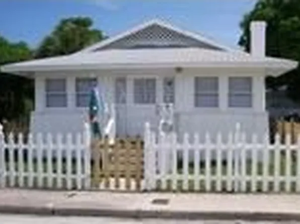 314 Golf Rd, West Palm Beach, FL 33407