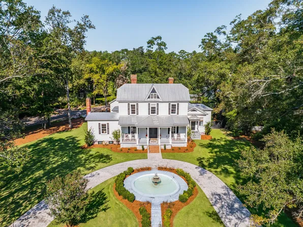 146 Linwood Ln, Summerville, SC 29483
