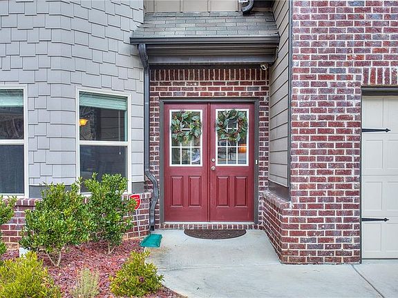 4th image of 5020 Haysboro Way