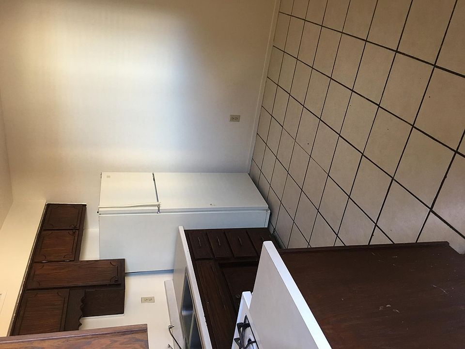 2nd image of 13401 Fruit Ave NE APT D