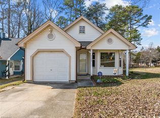 3100 Westbury Dr, Jamestown, NC 27282