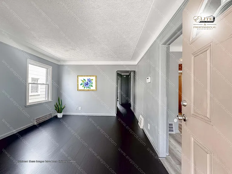 9134 Winthrop St — Photo 5