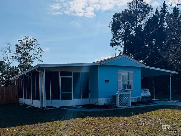 2nd image of 1913 Maria Ln