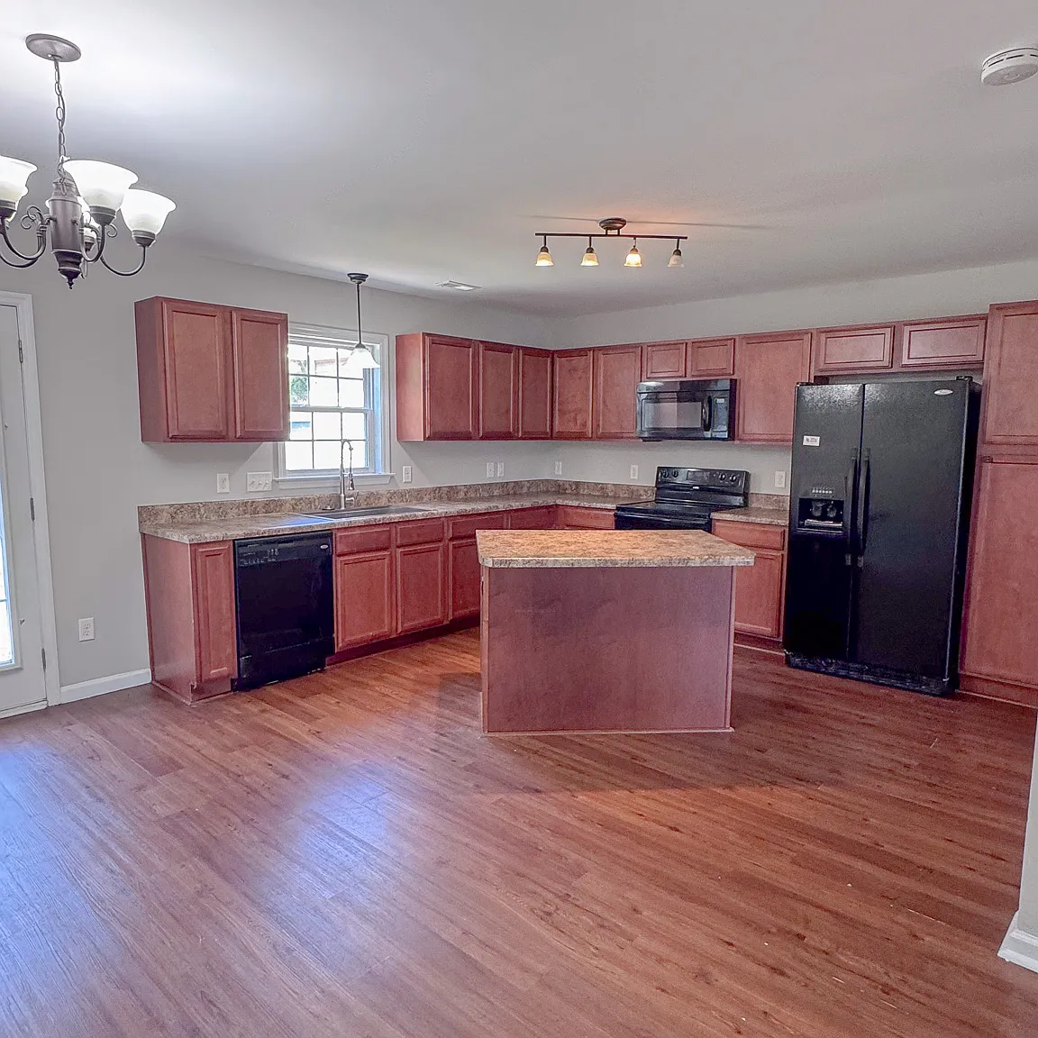 4011 W.T. Whitehead Drive - 1 — Photo 4