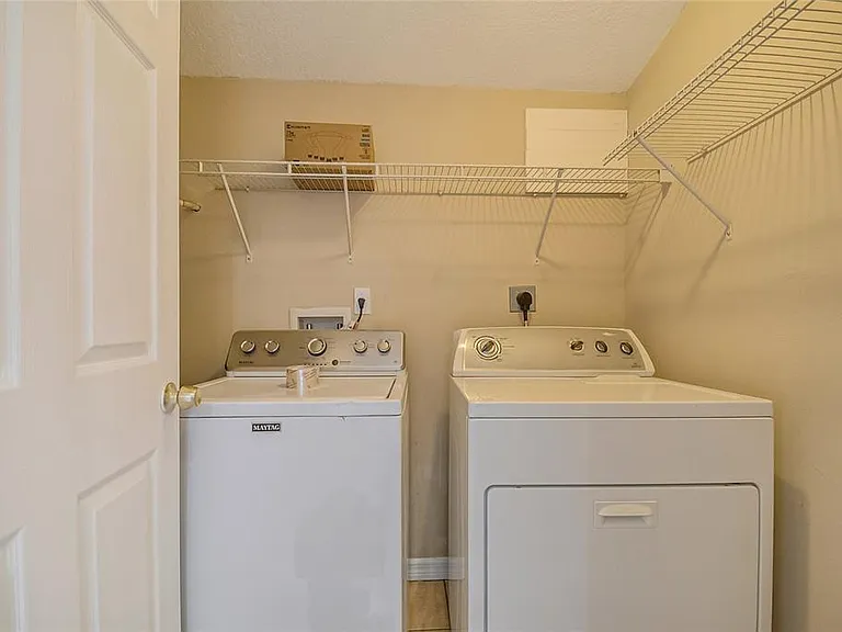 735 Alton Ave — Photo 27