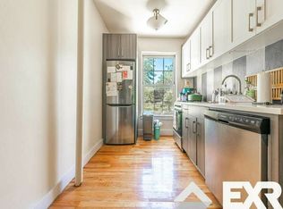 218 New York Ave #4B, Brooklyn, NY 11216