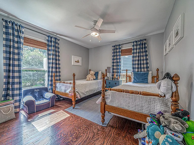 1810 Wandering Way Dr — Photo 15
