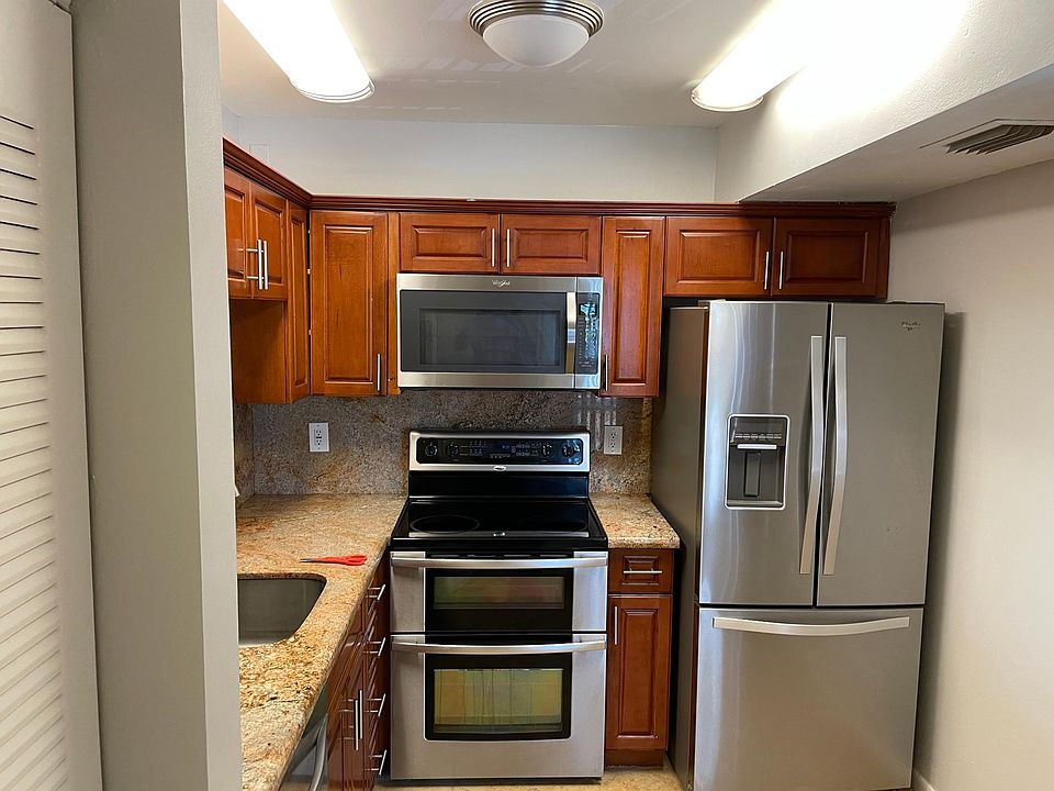 1st image of 11943 NW 11th St