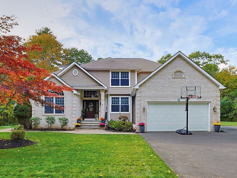 1st image of 8 Old Bliss St