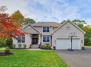 8 Old Bliss St, Rehoboth, MA 02769