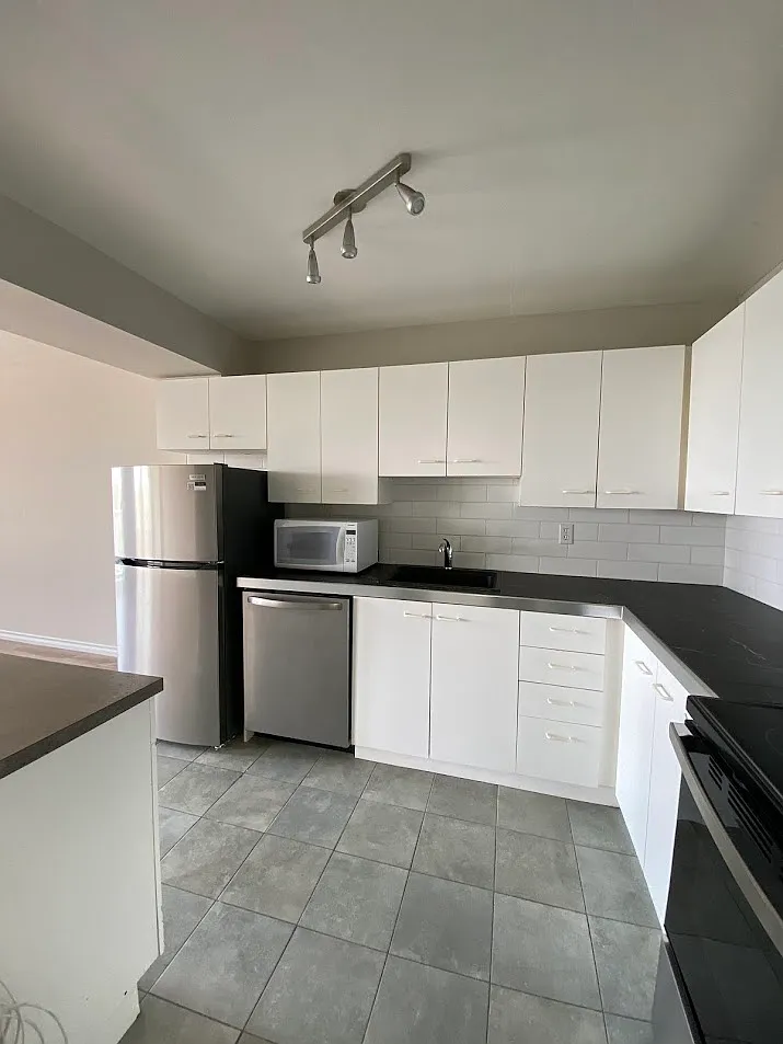 308 Chapman Court — Photo 3