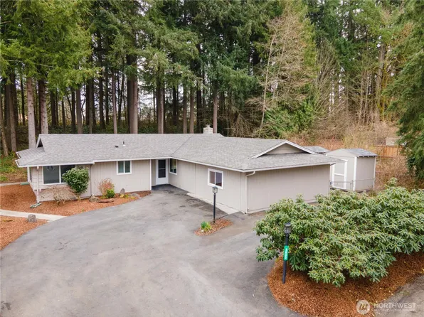 3633 Surrey Drive NE, Olympia, WA 98506