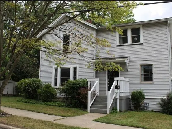 316 Jackson Ave #8, Warren, PA 16365