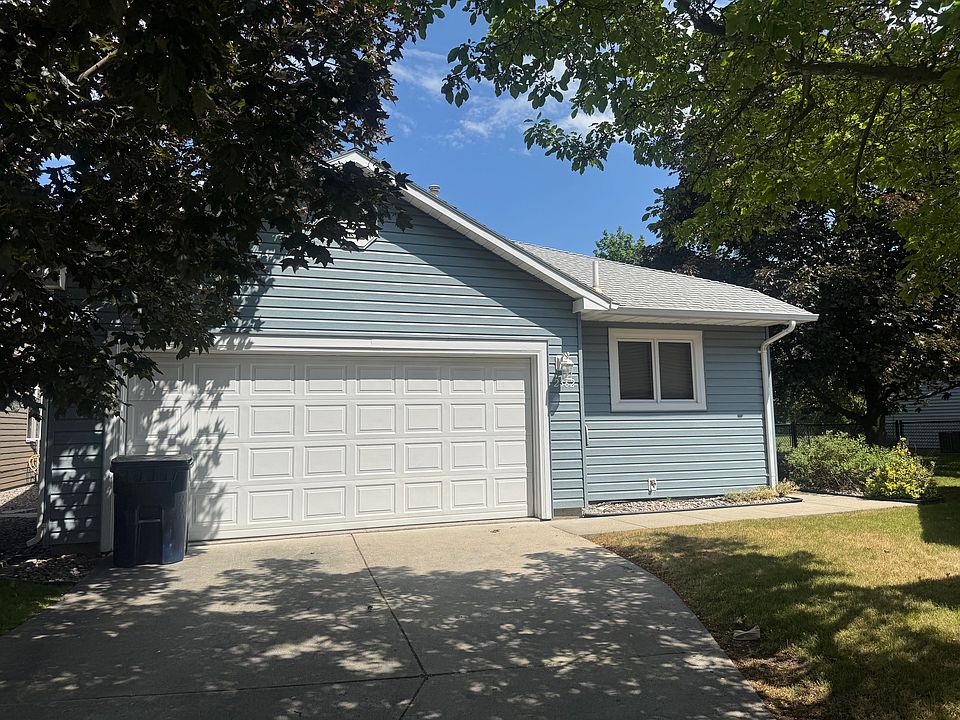 1st image of 2362 Village Sq