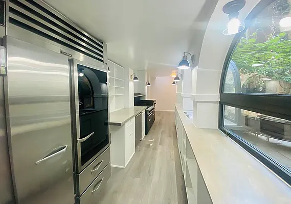 Rented by Aventana | media 63