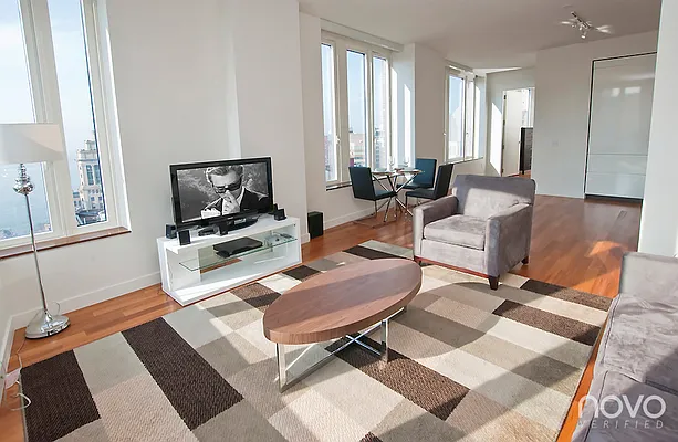 Rented by NOVO | media 19
