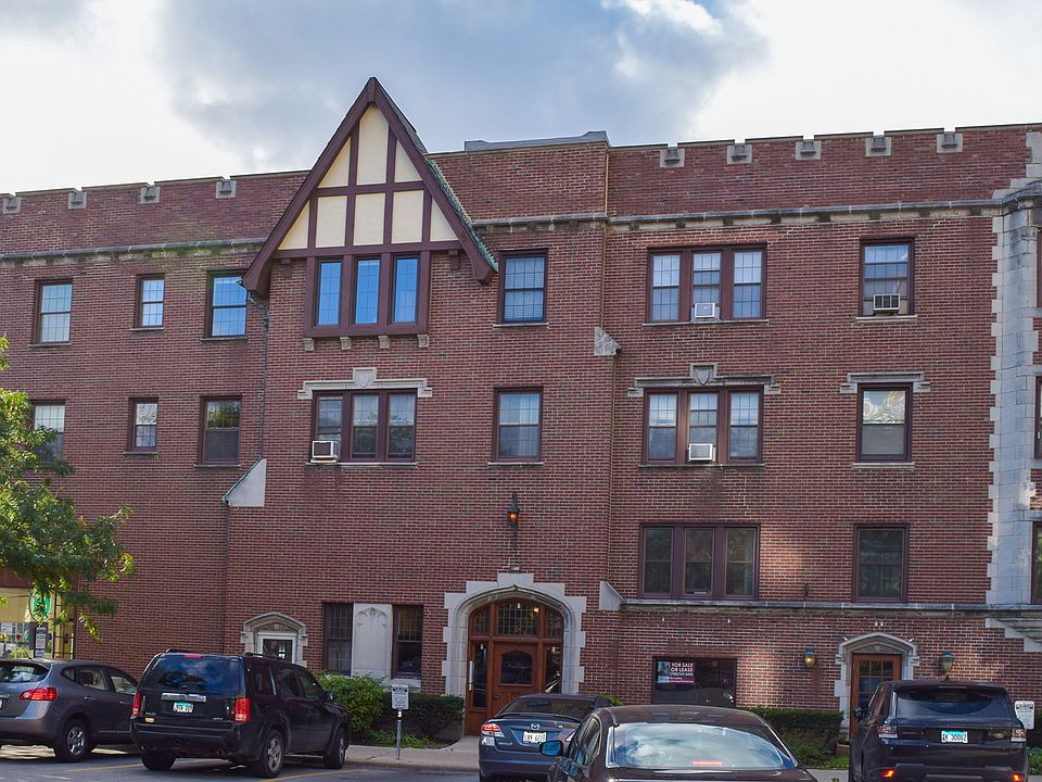 1st image of 1103 Holley Ct #203
