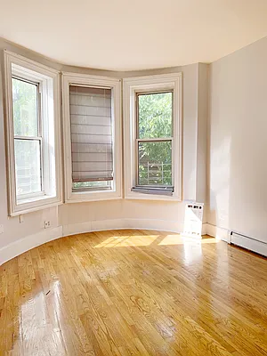 Rented by Compass | media 9
