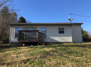 3218 Grove Rd, Mascot, TN 37806