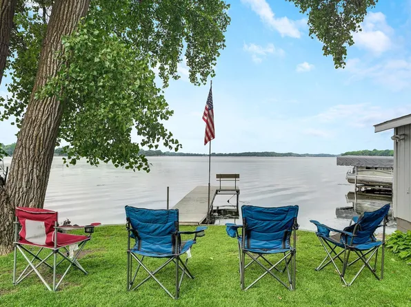 945 Reed St N, Waterville, MN 56096
