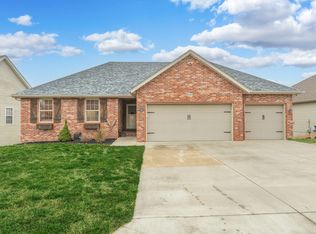 849 S Cobble Creek Boulevard, Nixa, MO 65714