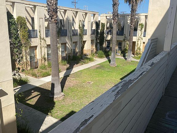 2nd image of 8021 S Vermont Ave APT 42