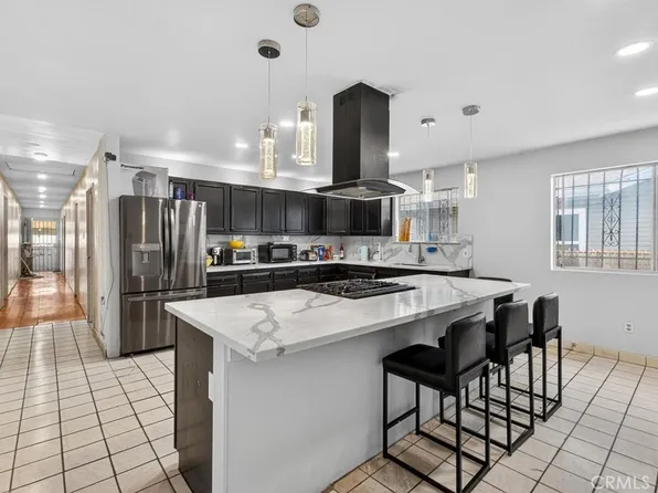 1139 E 82nd St, Los Angeles, CA 90001