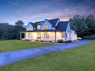 18 Morning Glory Drive, Orange, CT, 06477