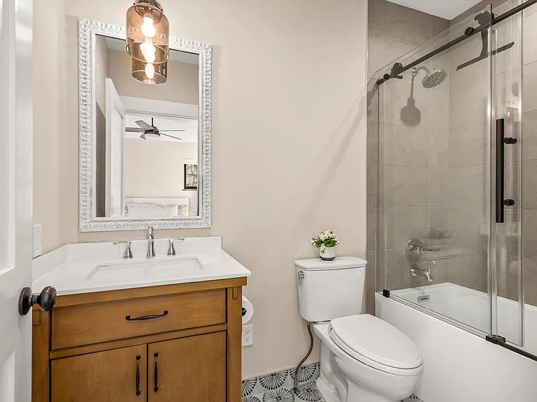 106 Castle View Dr — Photo 19