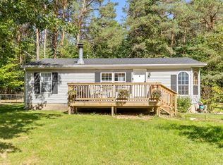 13113 Pinewood St NE, Gowen, MI 49326