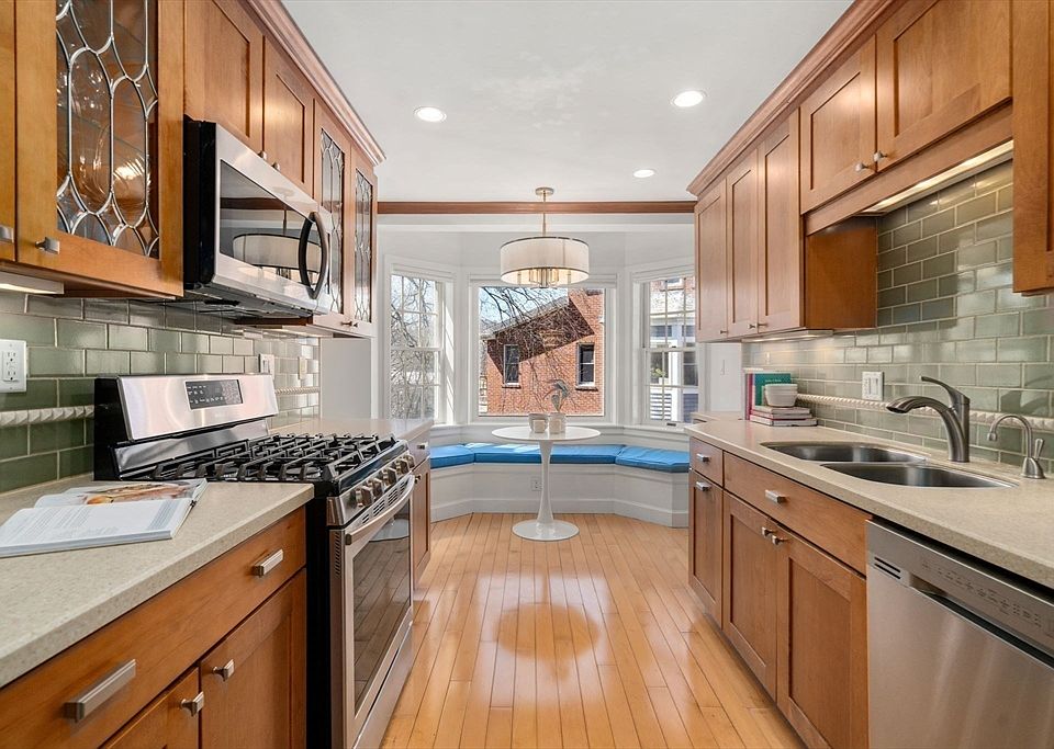 1st image of 20 N Stone Mill Dr #1026