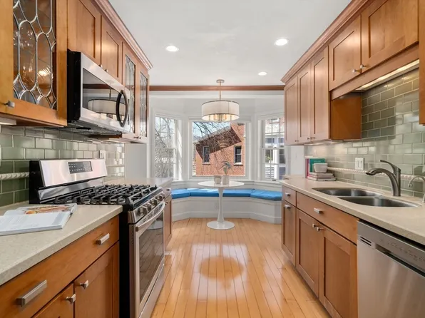 20 N Stone Mill Dr #1026, Dedham, MA 02026