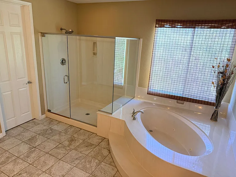 7743 Villa De La Paz Ave — Photo 30