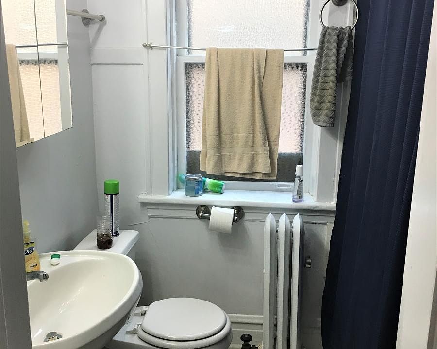 2nd image of 4005 N Kildare Ave APT 206