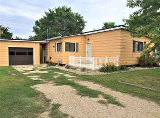 1022 S Lawson St, Aberdeen, SD 57401
