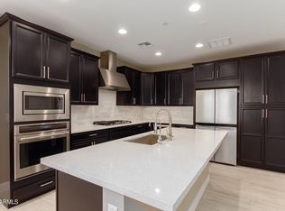1641 S Follett Way, Gilbert, AZ 85295