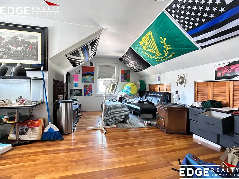 77 Hunnewell Ave #2 — Photo 6